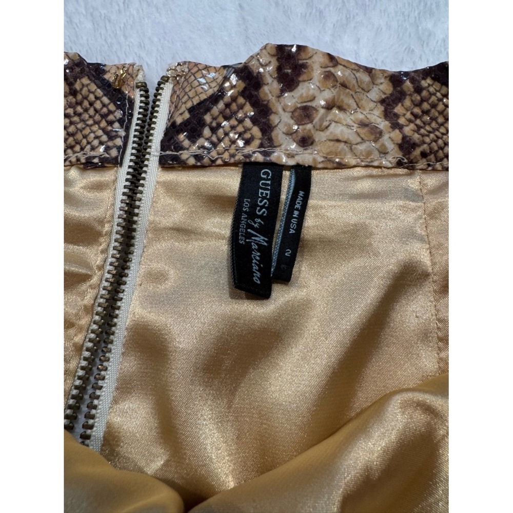 Guess by Marciano Snakeskin Pencil Skirt Brown Tan Animal Print Size 2 - Picture 3 of 6